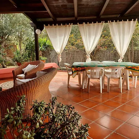 Domus Maura Casa vacanze *